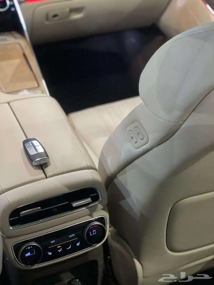 جينيسس GV80 بلاتينيوم 2023 الناغي 18