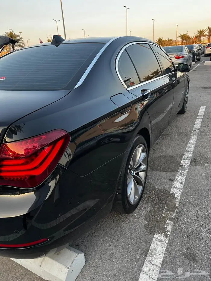 بي ام دبليو 730Li 2
