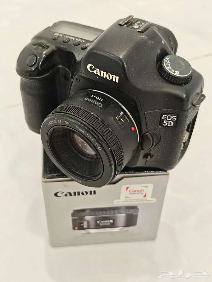 كاميرا Canon 5D Mark I مع عدسة 50mm فل فريم كلاسيكية 0