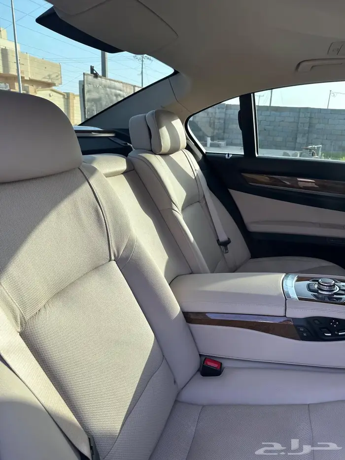 بي ام بحالة الوكاله 13