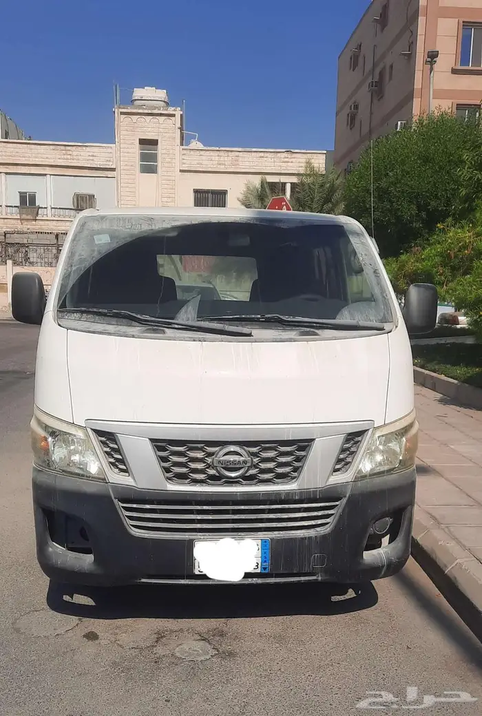 باص نيسان اورفان 0