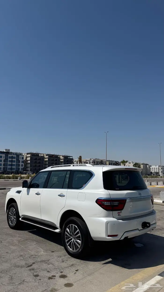 نيسان باترول بلاتينيوم SE V6 2021 2
