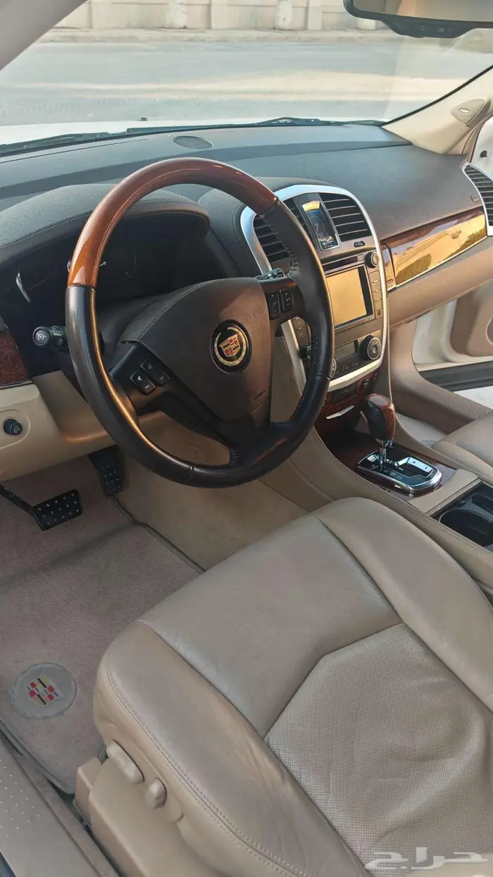 كاديلاك srx 2007 جديد 17