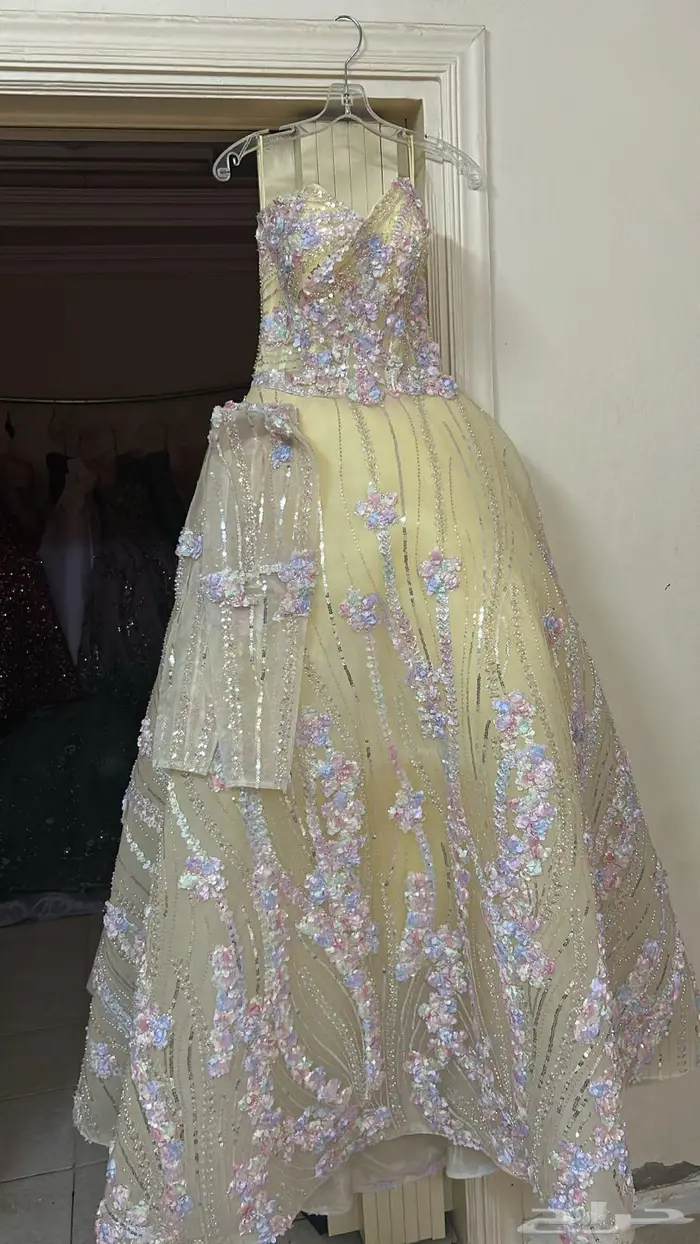 فستان ملكه اصفر 0