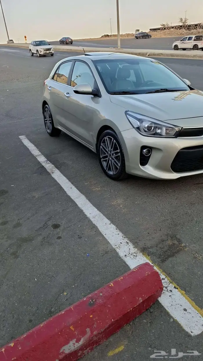 كيا ريو 2020 فل كامل 0