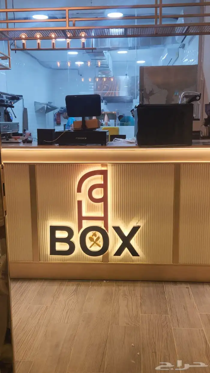 سور مشاريع مقاولات لوحات بوث بوكسات بنر كلادينك كلادينج ستكر 9