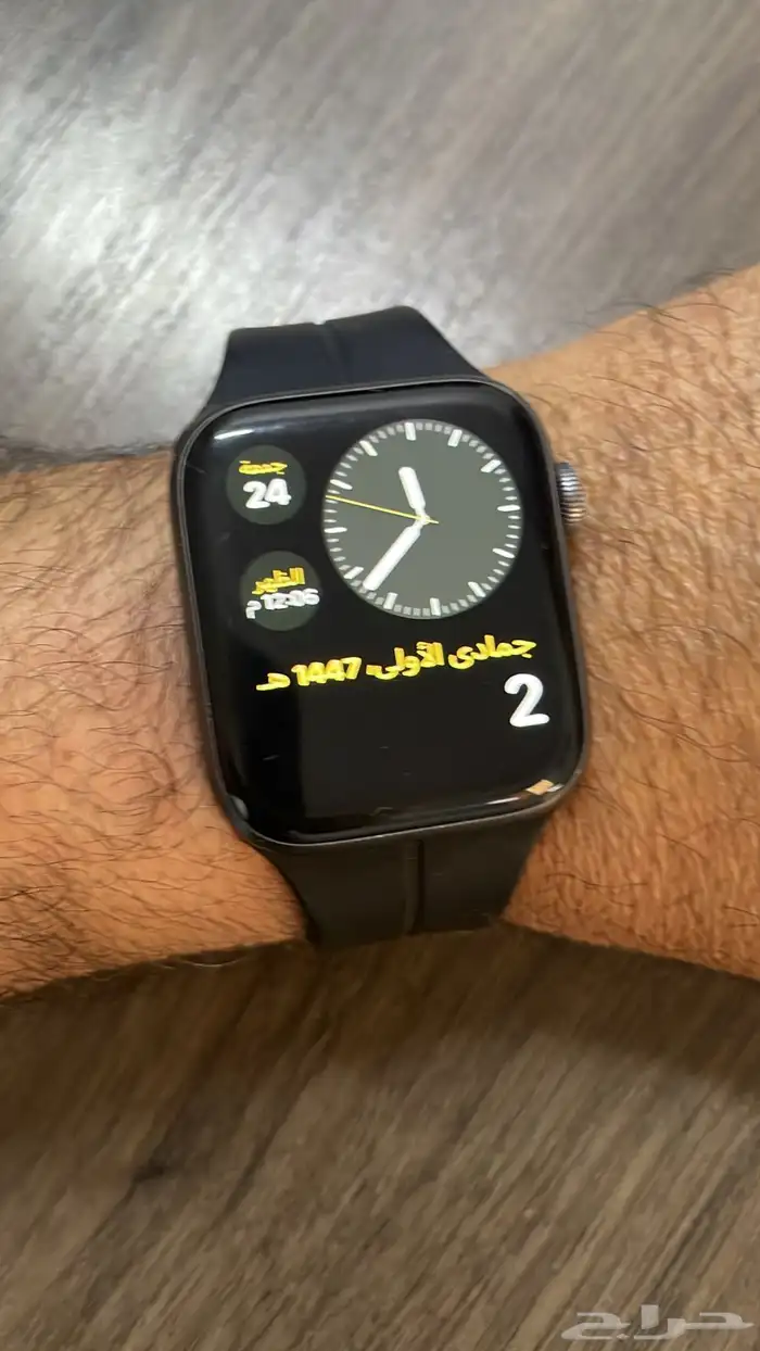 ساعة ابل الإصدار الرابع حجم 46 4
