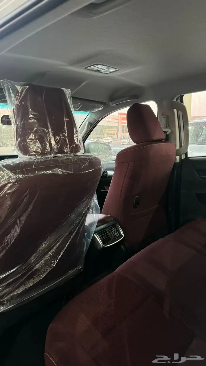 تويوتا هايلوكس فل كامل بريمي 2025 اخر دفعه 4