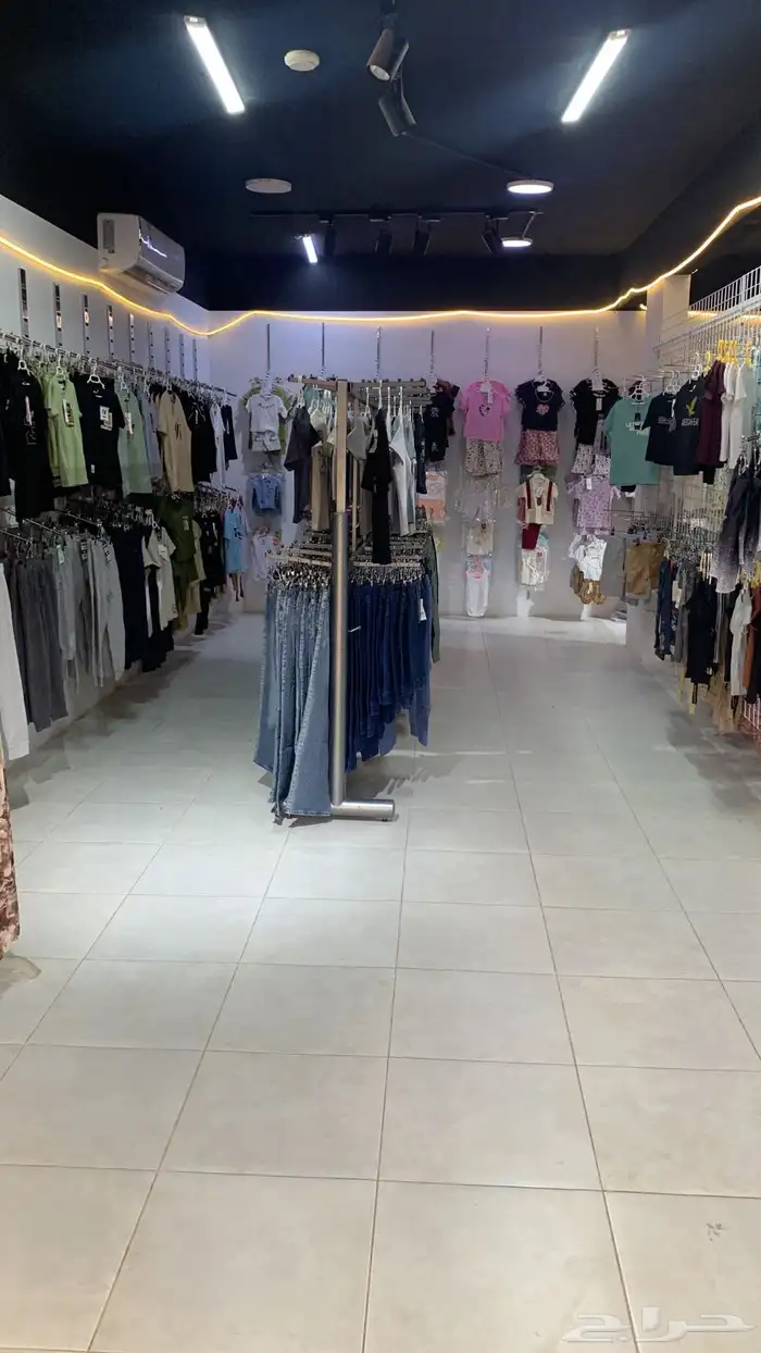 ملابس نسائية وولادي 4