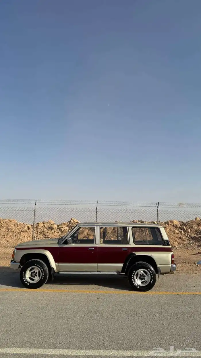 للبيع سفاري مكينة لكزس 1