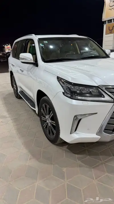 جيب لكزس 2020 LX570 لؤلؤي index