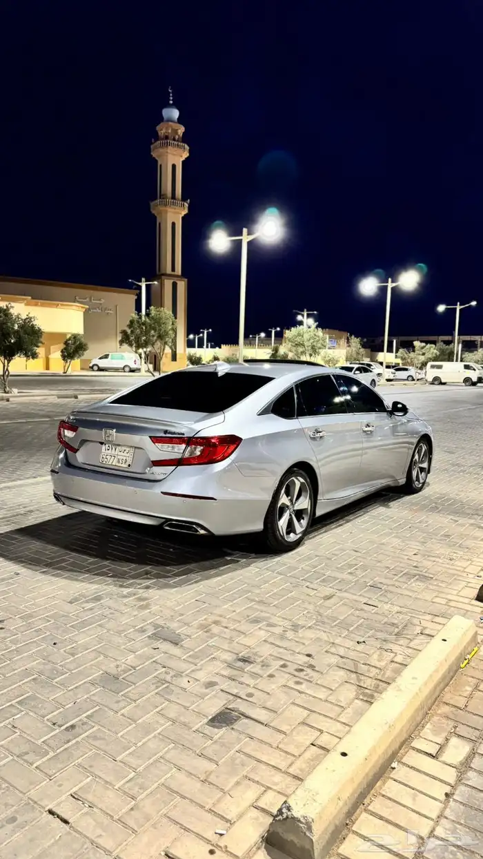للبيع اكورد 11