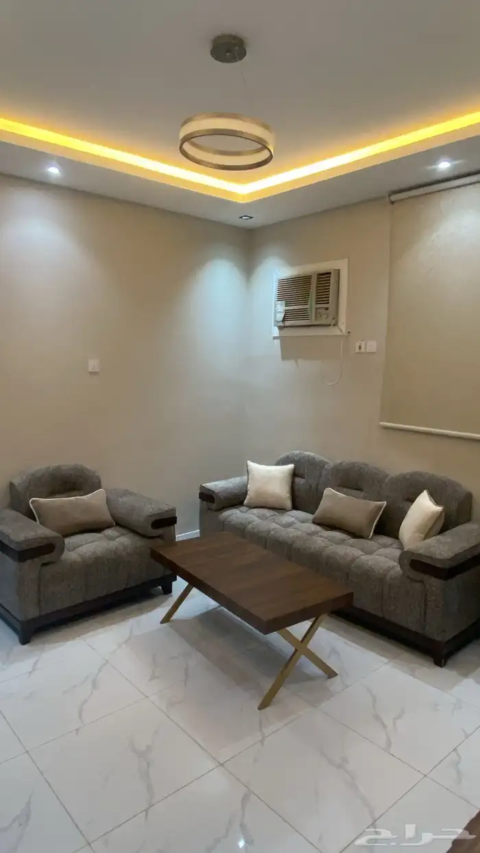 شقه مفروشه بحي قرطبه بجوار دوار الطائره 16