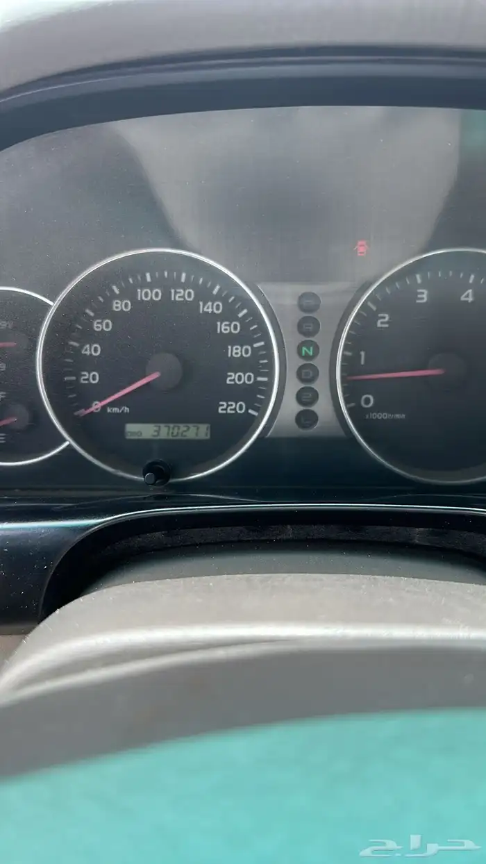 للبيع جيب لاند كروزر 2006 GXR ستة سلندر 8