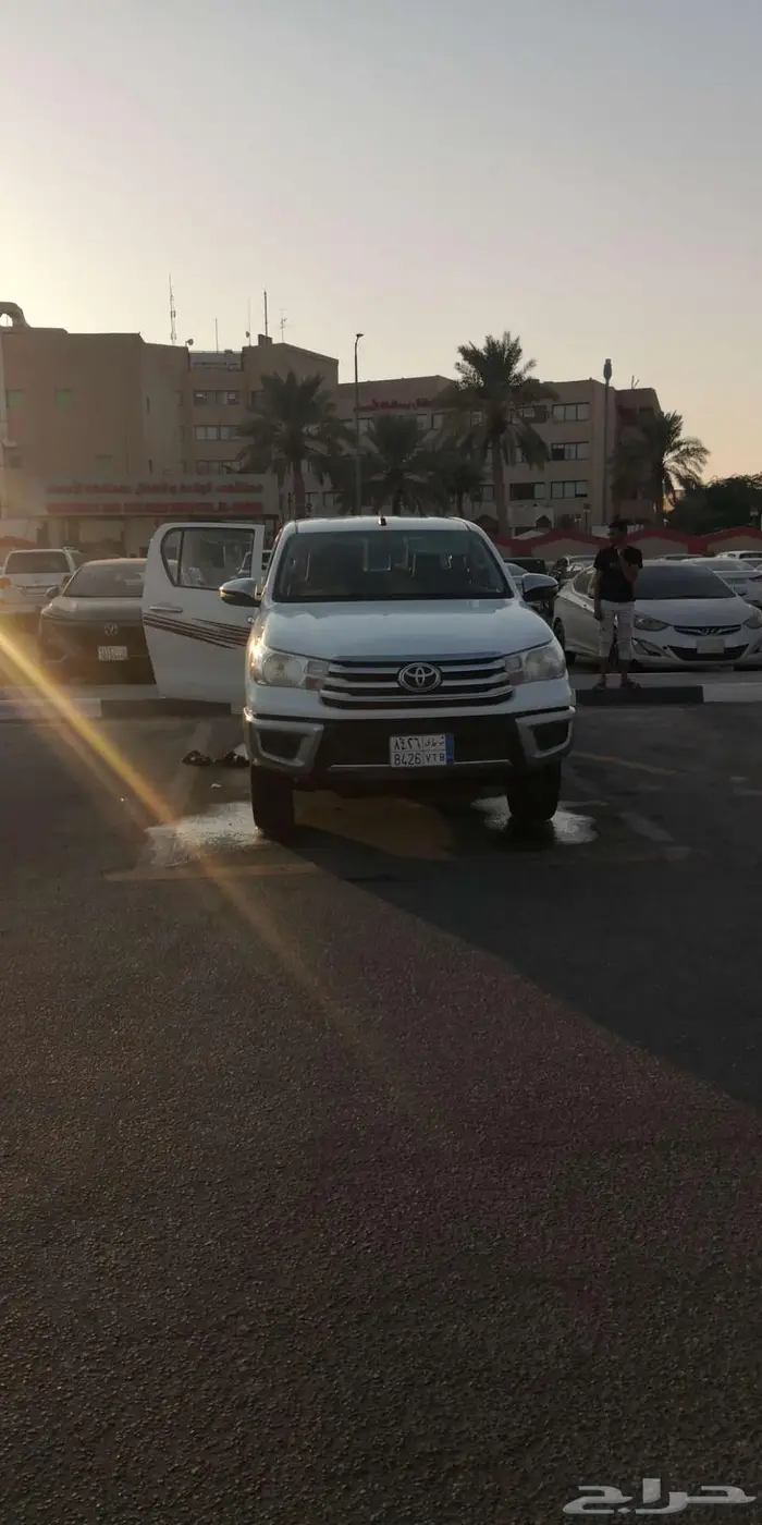 هايلوكس ديزل دبل ماكينة حجم 2400 قير عادي موديل 2024 2