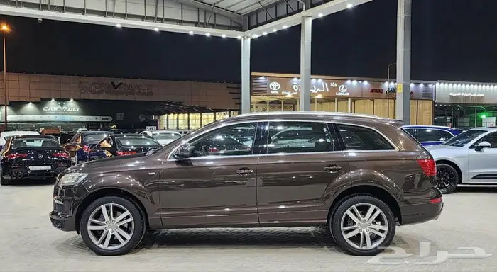 اودي Q7 2012 3