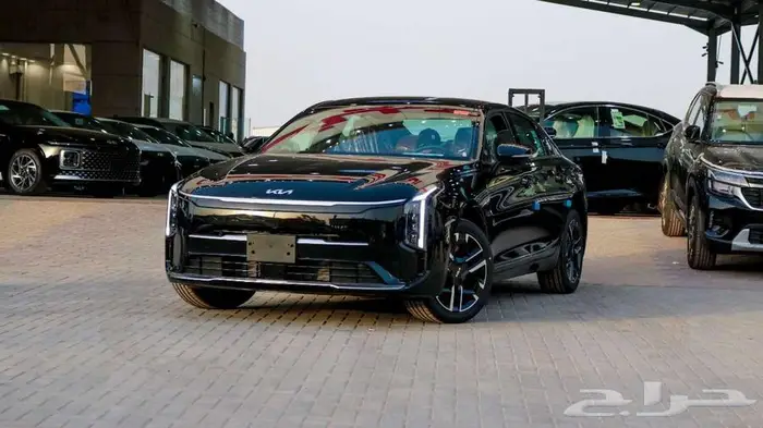 كيا K8 اللون اسود موديل 2026 كاش وتقسيط 2