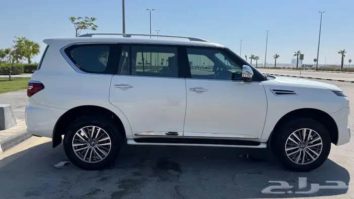 نيسان باترول بلاتينيوم SE V6 2021 5