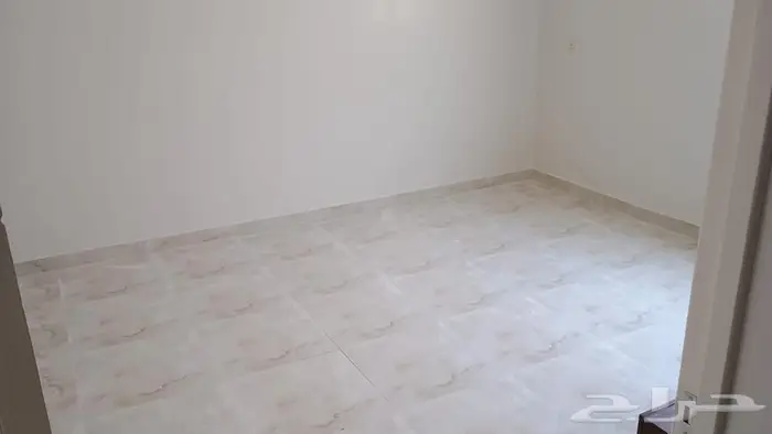 غرفه للايجار سنوي مع دورة مياة 4