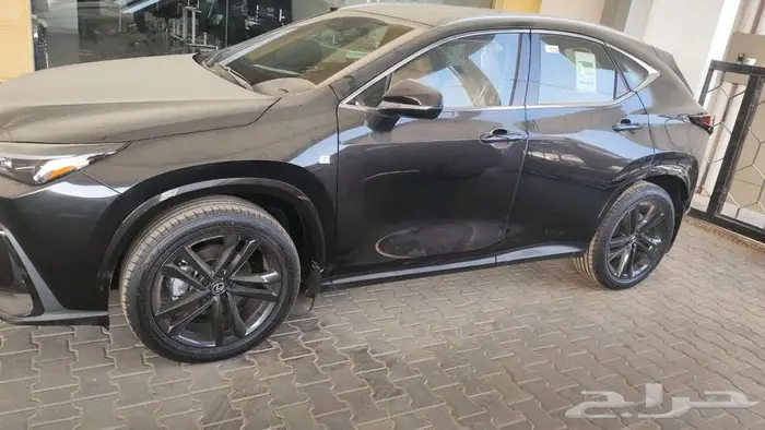 لكزس nx350 اسود aa خليجي 2025 1