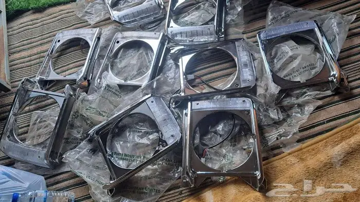 81 للبيع اصطبات رفارف انوار وطيات من مديل 79 الى81 جدد 6