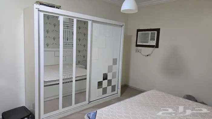 غرفة نوم كامله للبيع الحد 500sr ريال 0