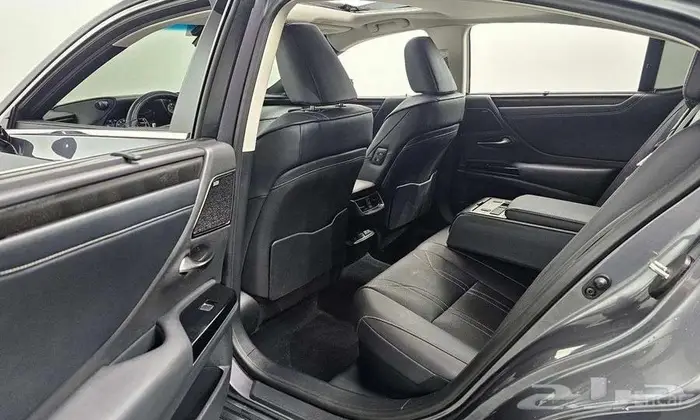 لكزس ES300 2024 هايبرد - وارد كوريا 10