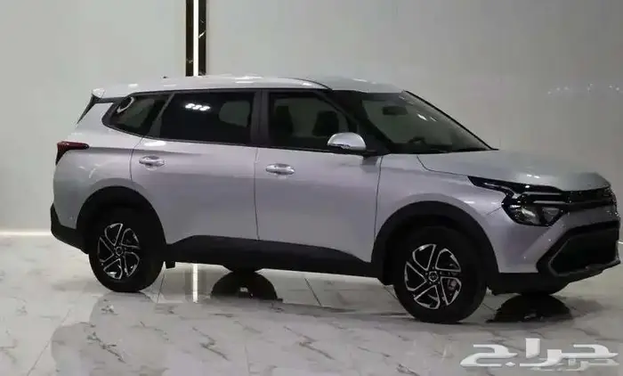 KIA CARENS GL 2025 2