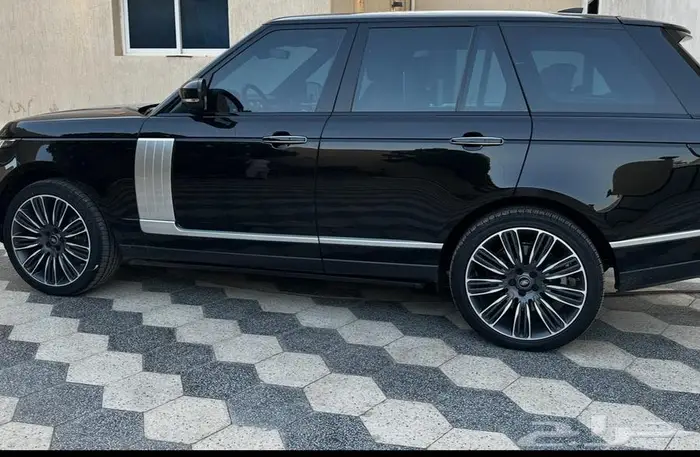الموديل   2020 اللون   أسود 2