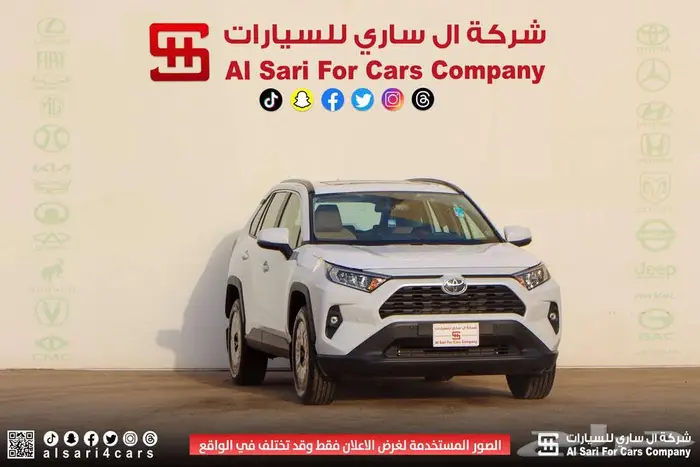 تويوتا راف فور XLE مكينة 2.0 2025 18