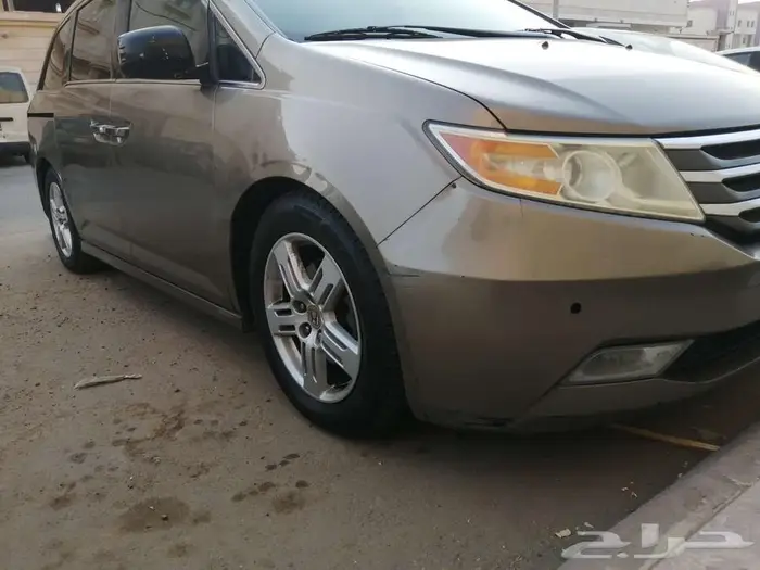 هوندا أوديسي 2013 TOURING 8
