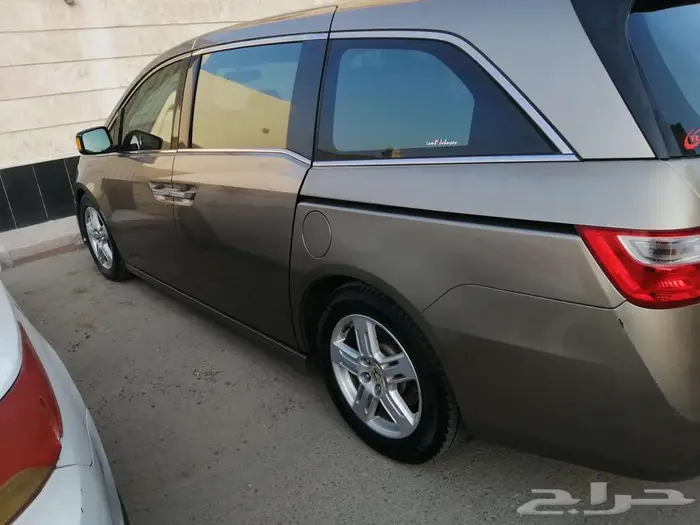 هوندا أوديسي 2013 TOURING 6