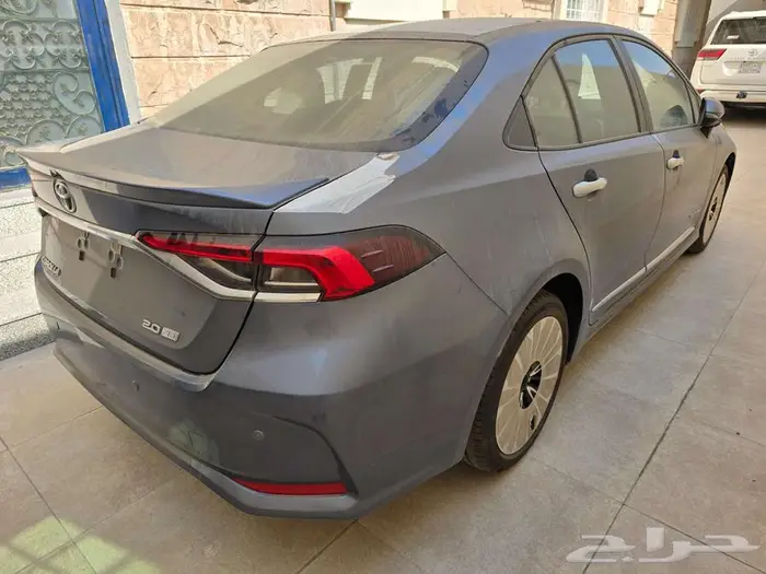 تويوتا كورولا 2025 xli مطور فتحة وبصمة فل 4