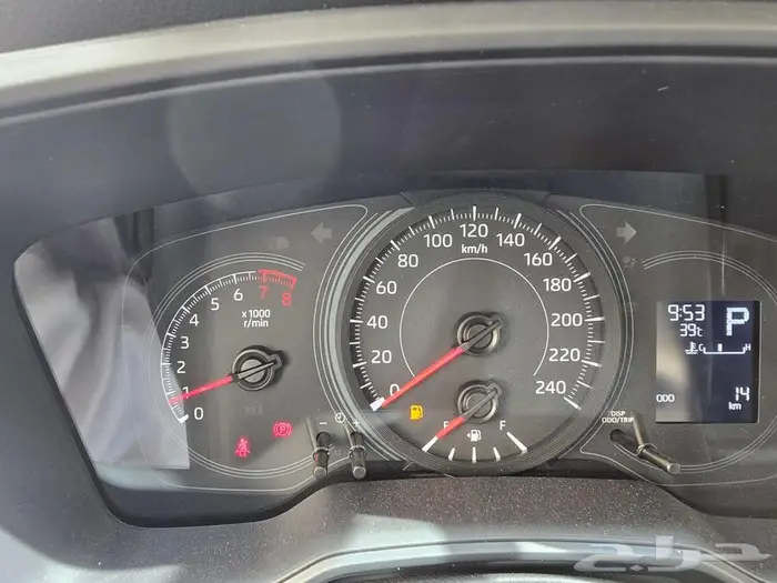 تويوتا كورولا 2025 xli مطور فتحة وبصمة فل 8