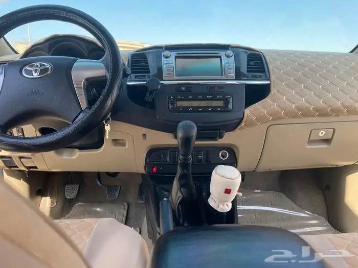 2014 TOYOTA FORTUNER 4x4 Manual Transmission Full Option 18