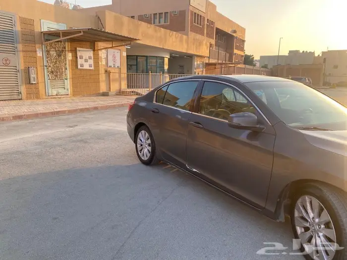 هوندا اكورد نص فل (سبشل) 4