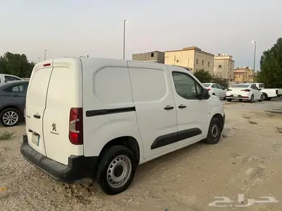 2023 بيجو بارتنر index