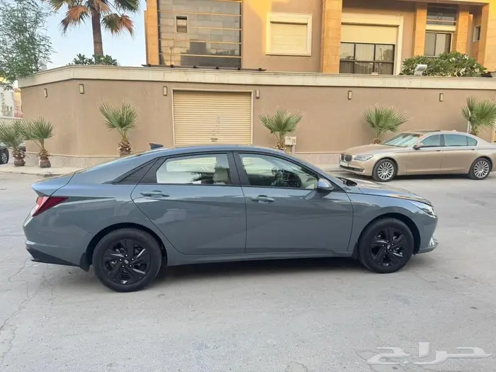 النترا 2023 م بدي ومحركات وكاله مستخدم واحد ماكينه 1600CC 8