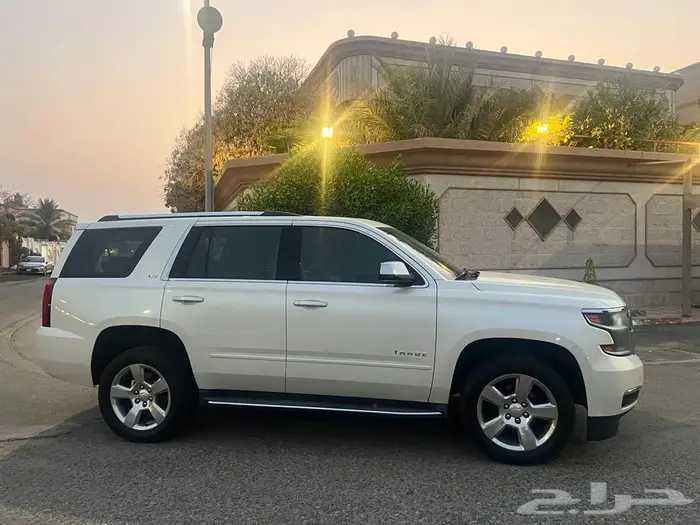 2015 شفروليه تاهو LTZ وكاله مخزن 5