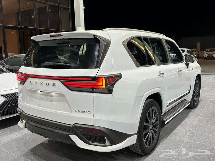 لكزس اف سبورت 2025 سعودي 6