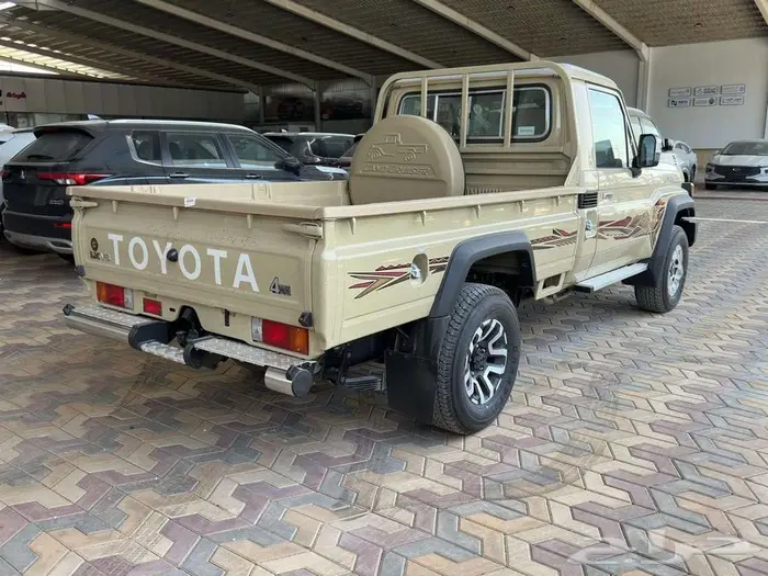 تويوتا شاص بنزين فل كامل رفرف ونش سعودي 2025 6