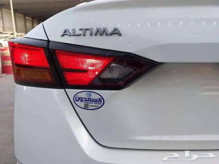 نيسان التيما 2025 ستاندر 3