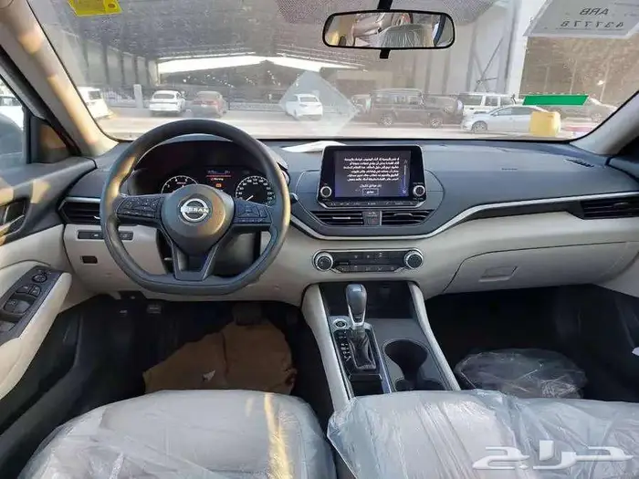 نيسان التيما 2025 ستاندر 4
