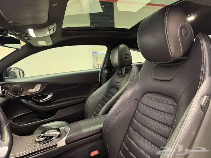 مرسيدس C300 2019 4