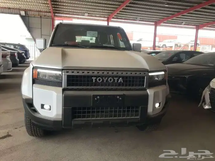 تويوتا برادو TXL1 بنزين 2025 4