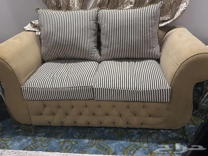 كنب للبيع نظيف 2