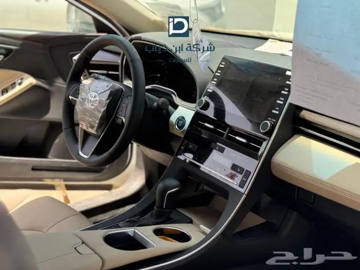 تويوتا افالون تورينج موديل 2022 لدى ابن ذياب للسيارات 3