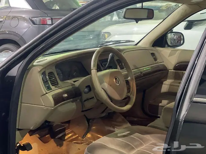 فورد جراند ماركيز 2009 مستعمل 8