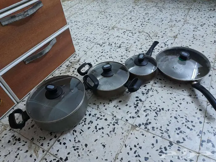 اثاث للبيع الباحه شهبه 51
