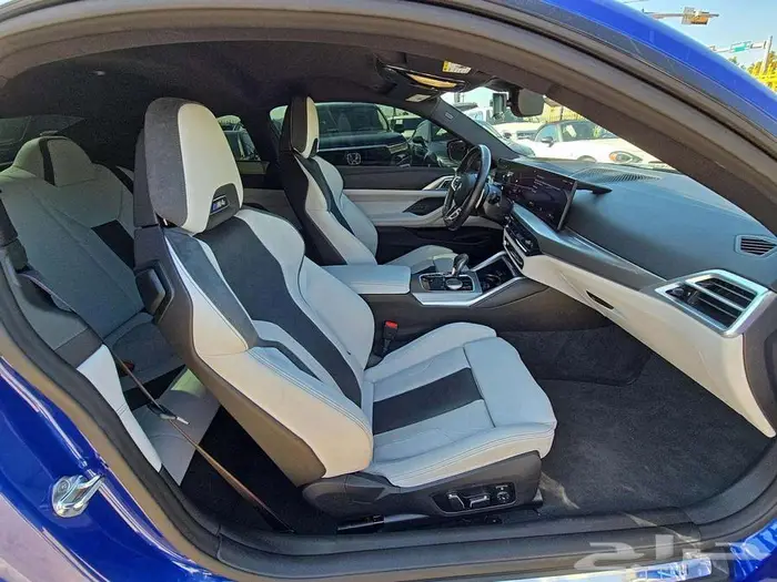 2025 BMW M4 Competition Coupe 11